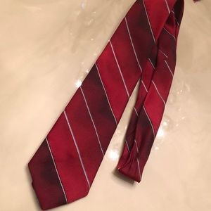 Philippe Longet red stripe tie